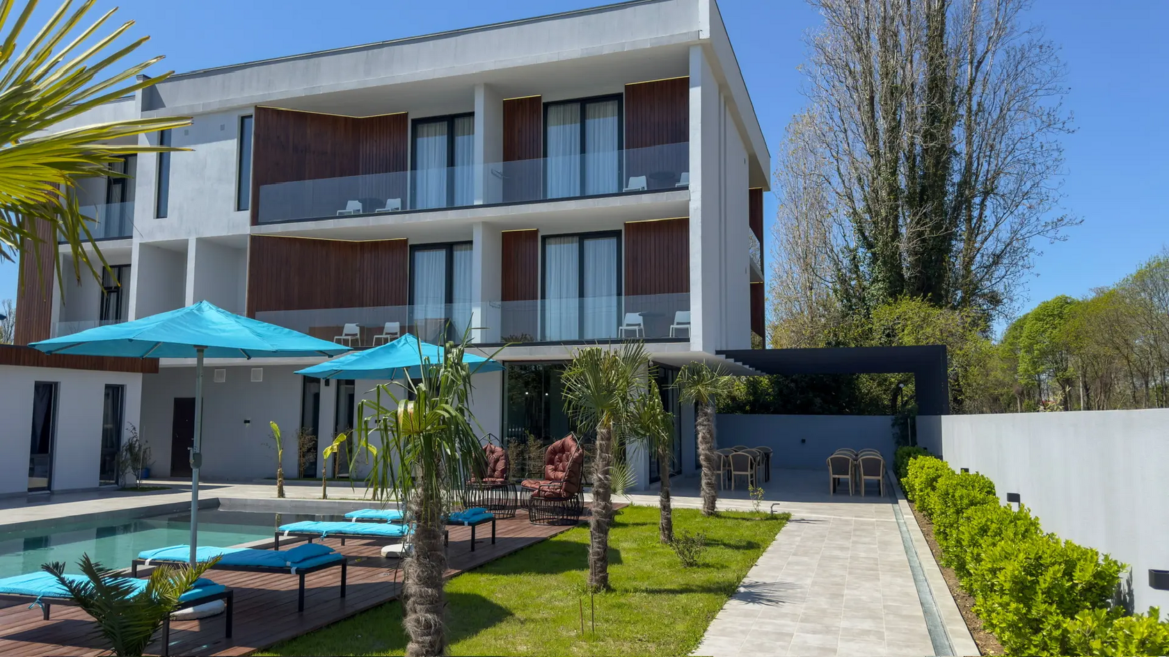Astoria Villa